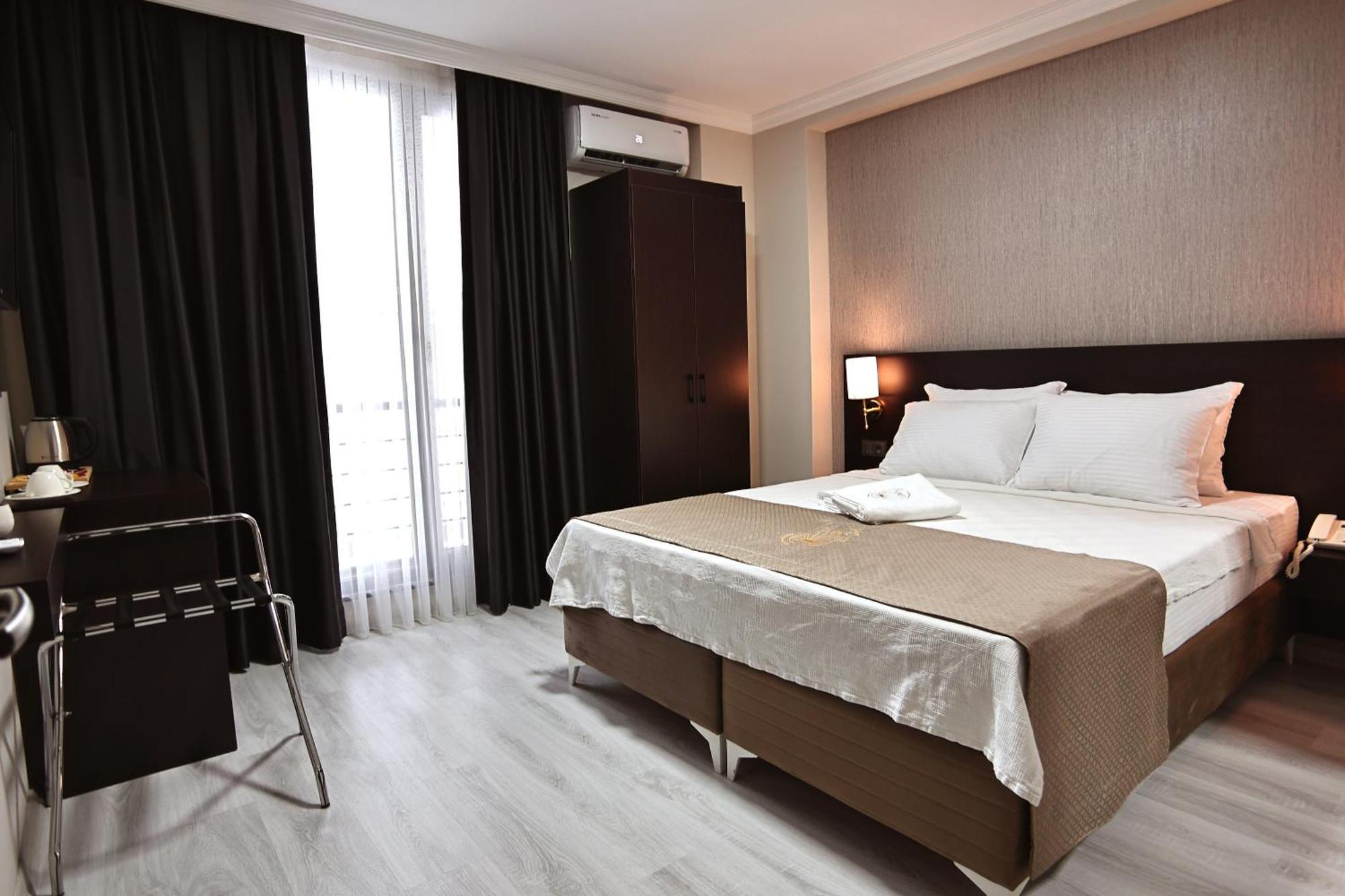 Mays Royal Hotel Provincia di Provincia di Istanbul Esterno foto