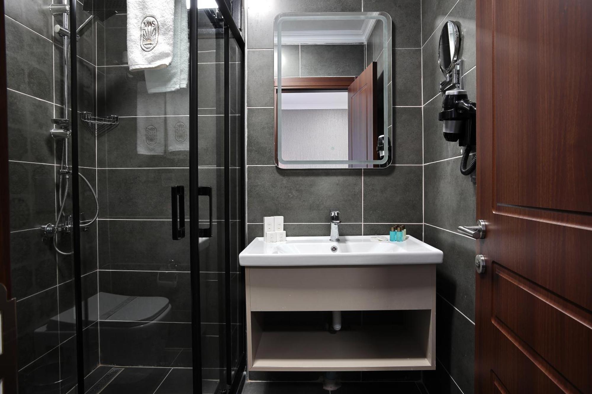 Mays Royal Hotel Provincia di Provincia di Istanbul Esterno foto